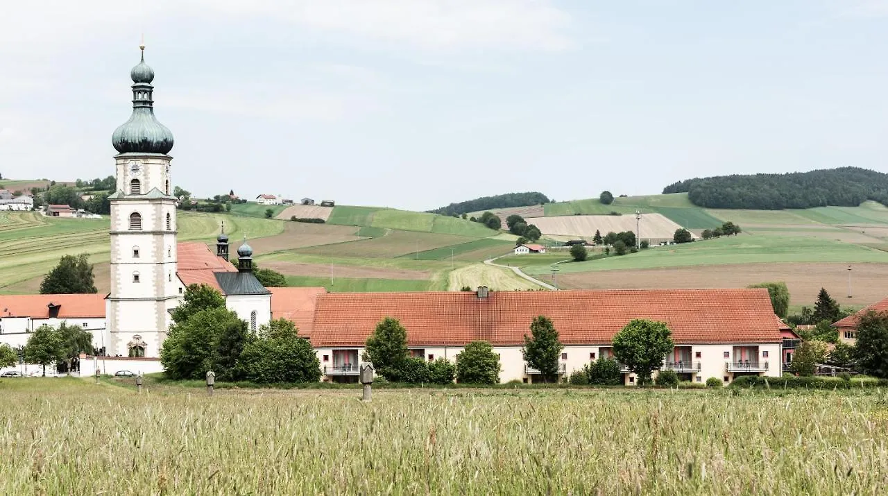 Donna Hotel Klosterhof Neukirchen beim Heiligen Blut